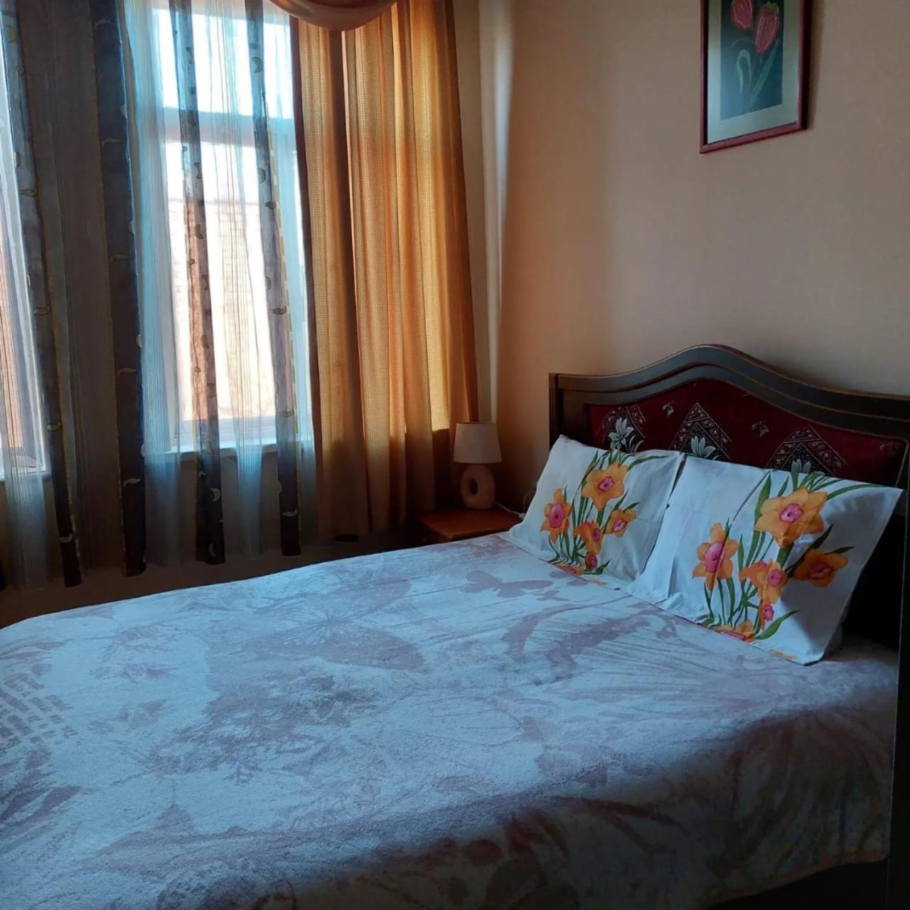 Camellia Hotel คูทายสิ ภายนอก รูปภาพ